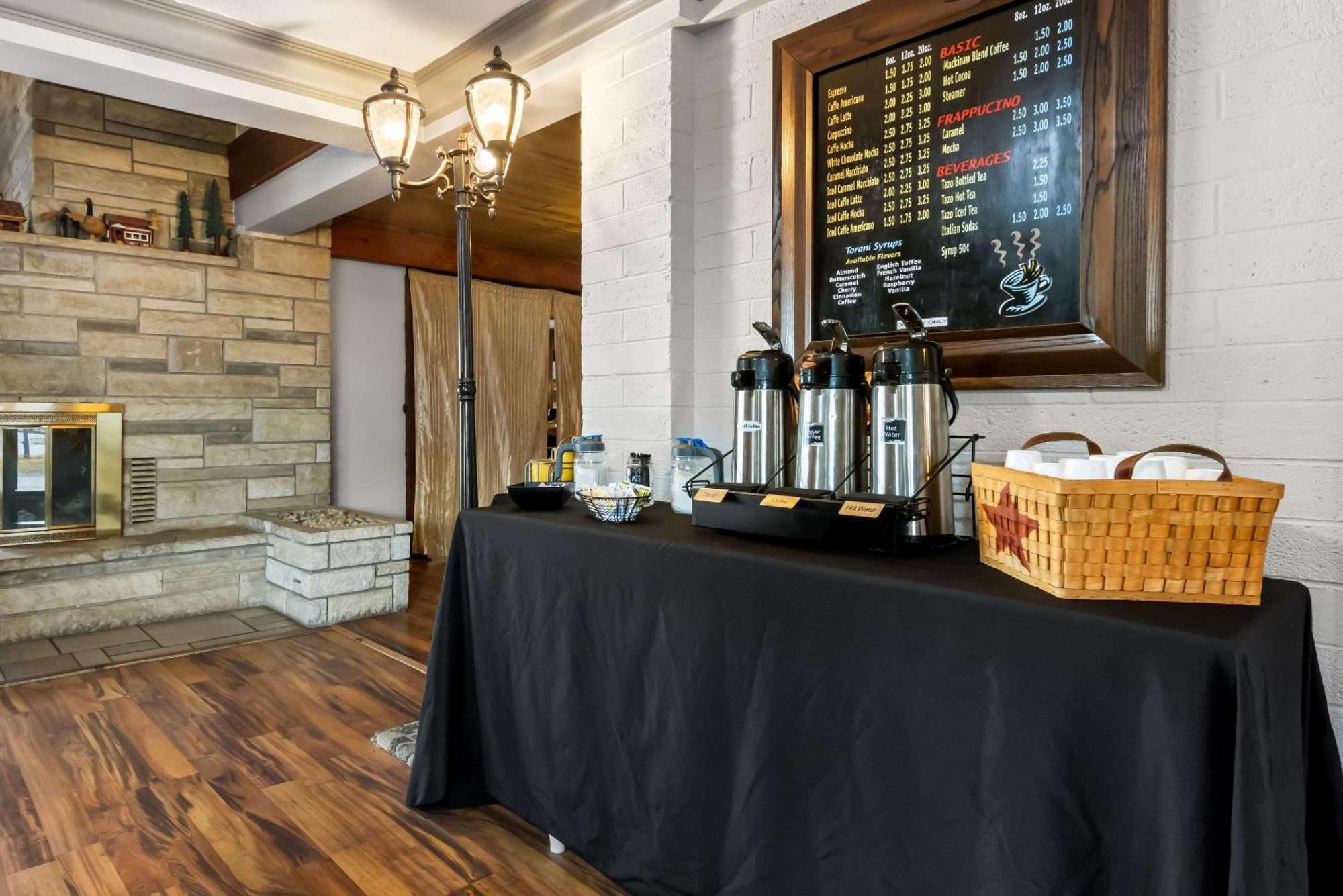 Rodeway Inn Formerly Camp Inn Lodge Oscoda 외부 사진