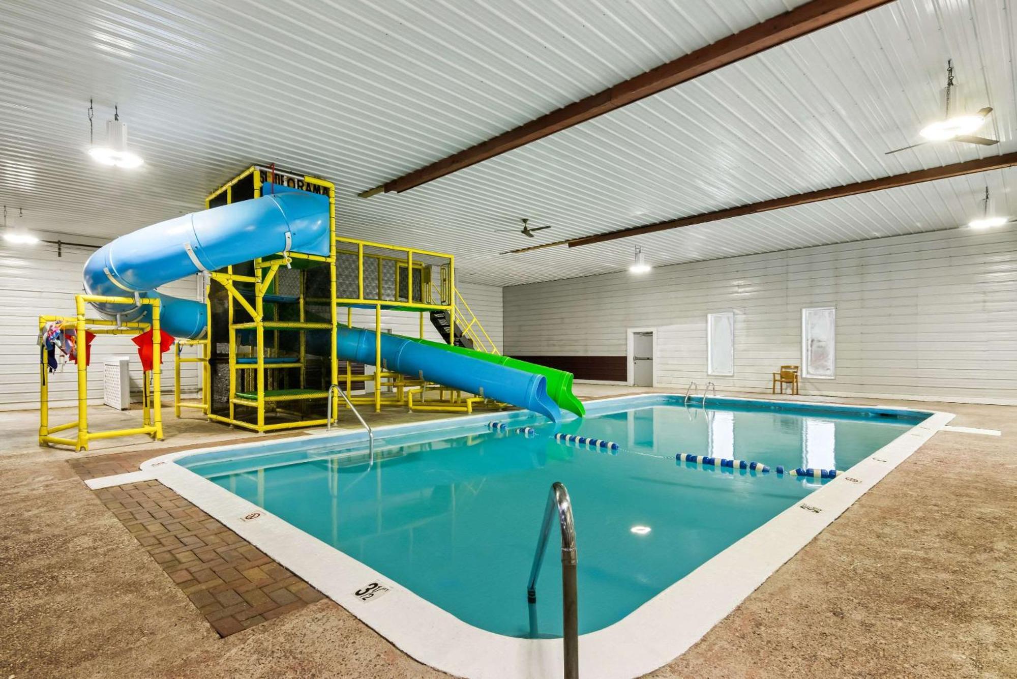 Rodeway Inn Formerly Camp Inn Lodge Oscoda 외부 사진
