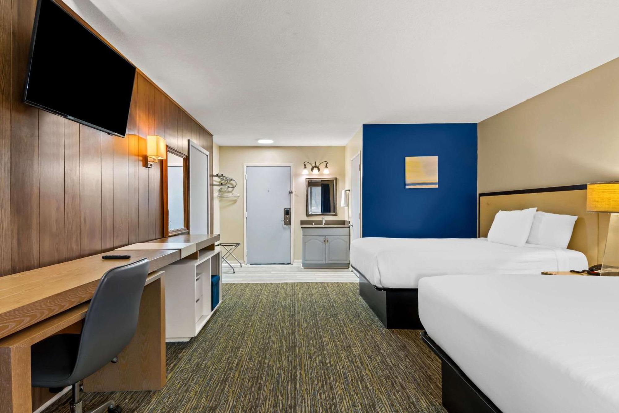 Rodeway Inn Formerly Camp Inn Lodge Oscoda 외부 사진
